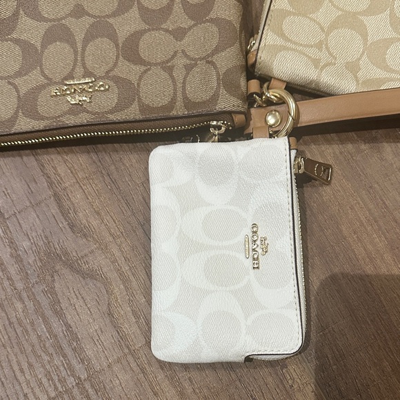 Coach Signature Canvas Wristlet Trio - Brown, Cream, White. NWOT (never used) - Picture 4 of 8